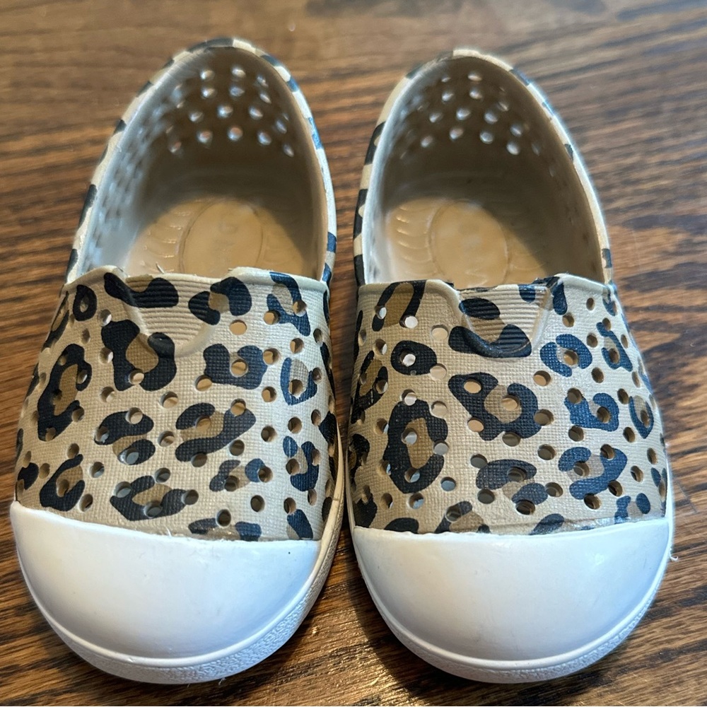 Cheetah old navy water shoes
